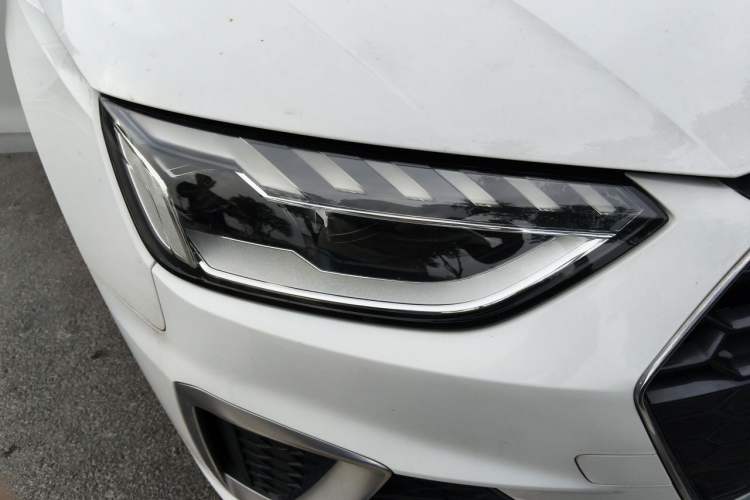 Used Audi A4L 2020 40 TFSI Fashion Dynamic Model Right Front Headlight