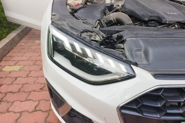 Used Audi A4L 2020 40 TFSI Luxury Dynamic Model Right Front Headlight