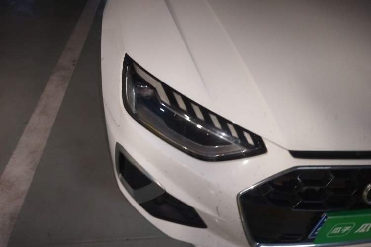 Used Audi A4L 2020 40 TFSI Fashion Dynamic Model Right Front Headlight