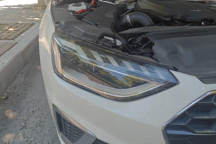 Used Audi A4L 2020 40 TFSI Fashion Dynamic Model Right Front Headlight