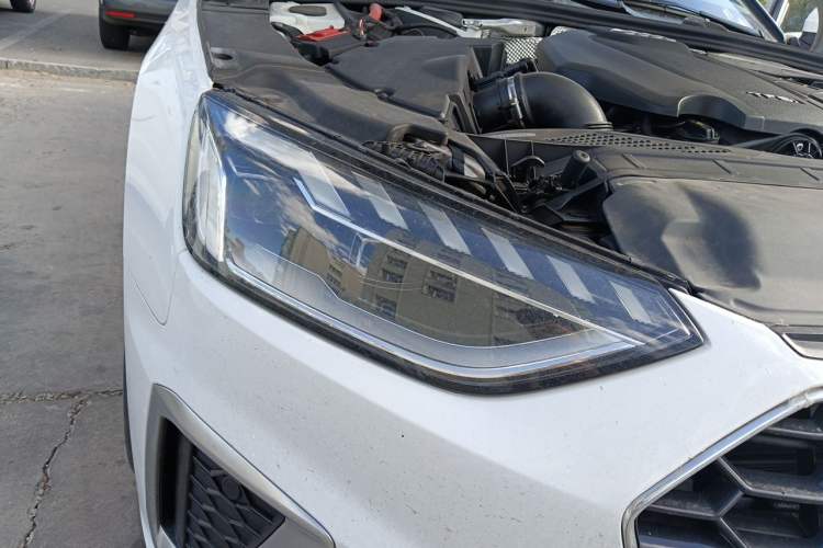 Used Audi A4L 2020 40 TFSI Luxury Dynamic Model Right Front Headlight