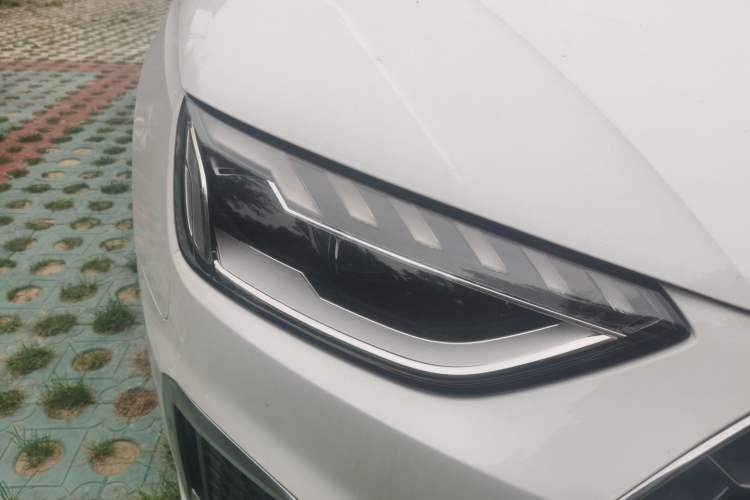 Used Audi A4L 2020 40 TFSI Luxury Dynamic Model Right Front Headlight