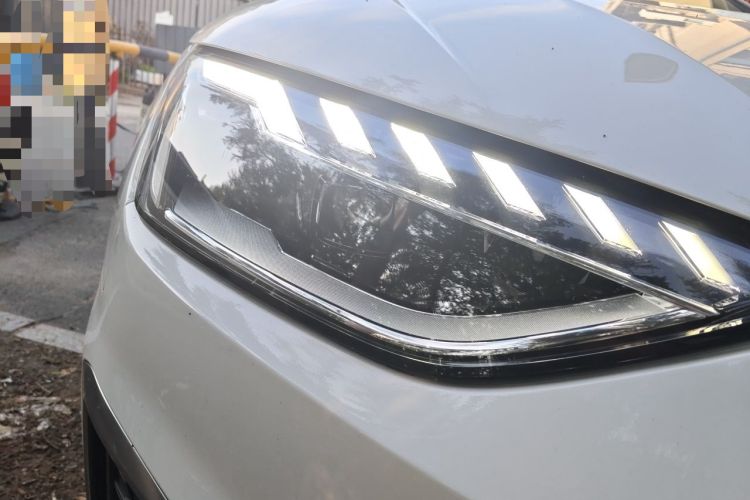 Used Audi A4L 2020 40 TFSI Luxury Dynamic Model Right Front Headlight