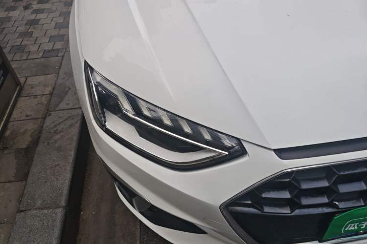 Used Audi A4L 2020 40 TFSI Fashion Dynamic Model Right Front Headlight