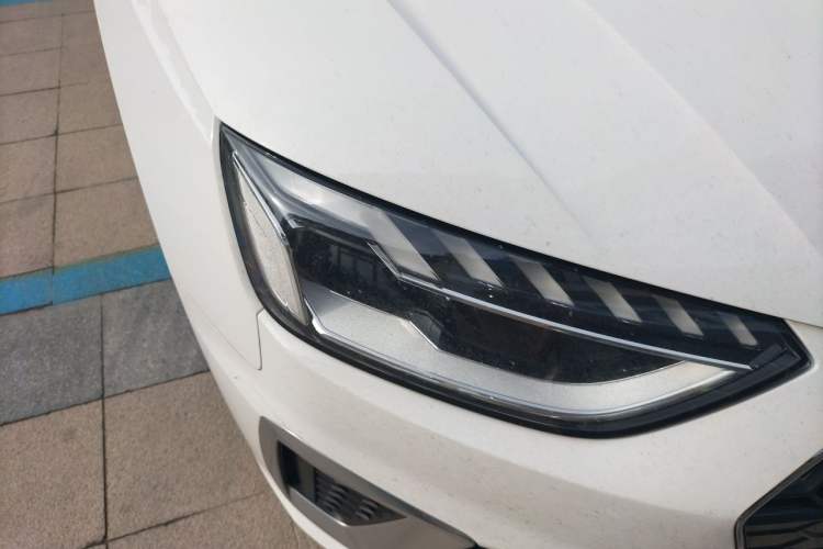 Used Audi A4L 2020 40 TFSI Luxury Dynamic Model Right Front Headlight