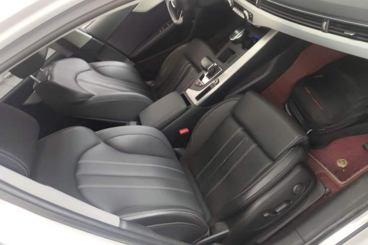 Used Audi A4L 2020 40 TFSI Luxury Dynamic Model Right Front Seat