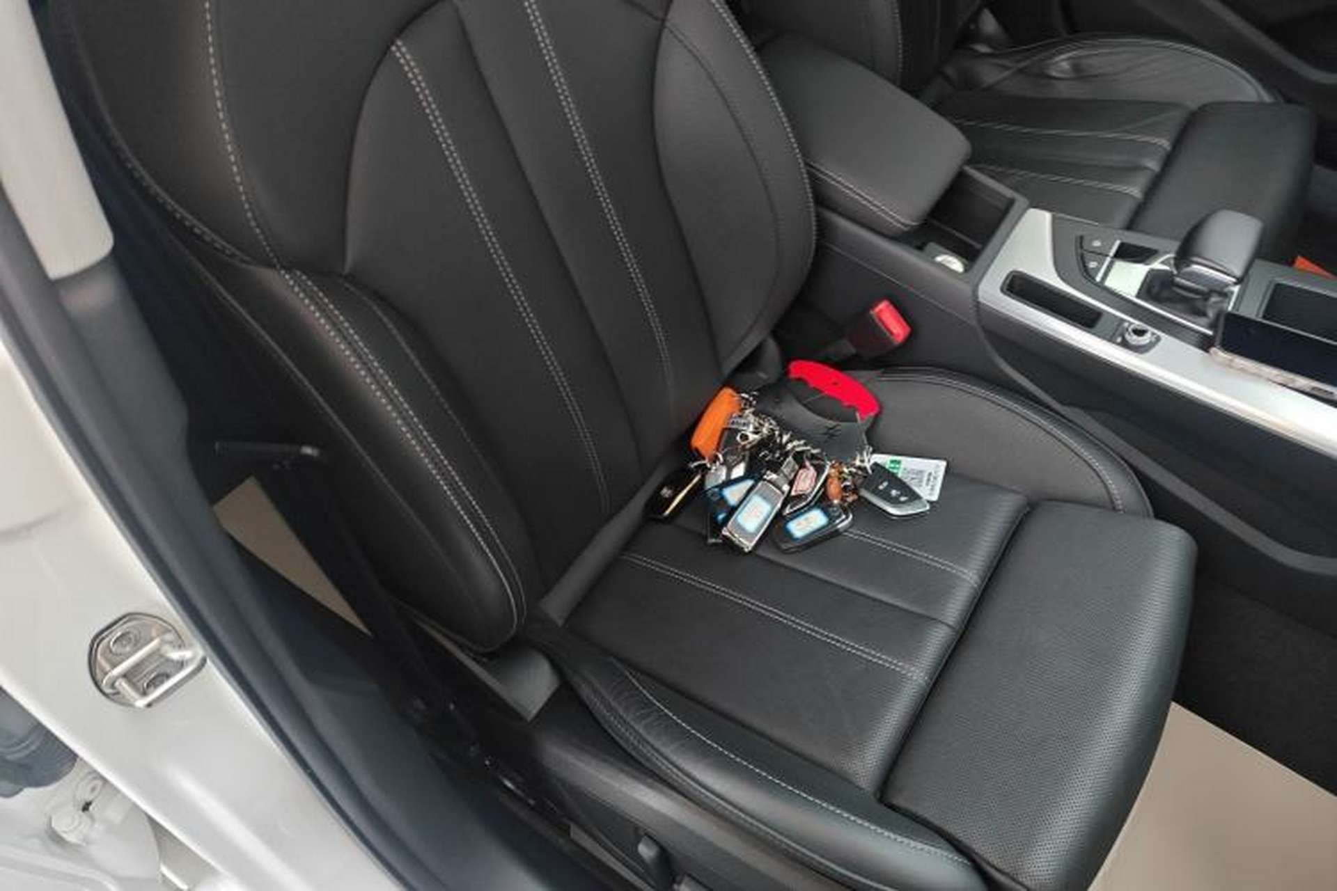 Used Audi A4L 2020 40 TFSI Fashion Dynamic Model Right Front Seat