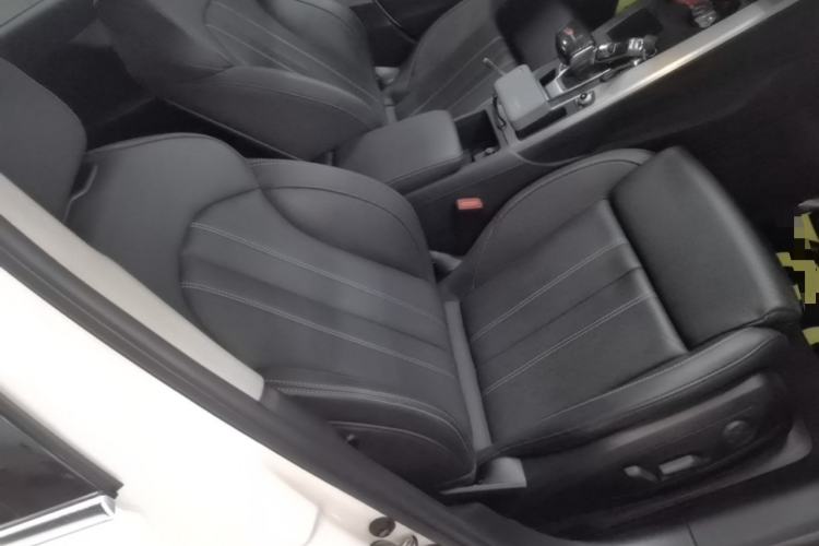 Used Audi A4L 2020 40 TFSI Fashion Dynamic Model Right Front Seat