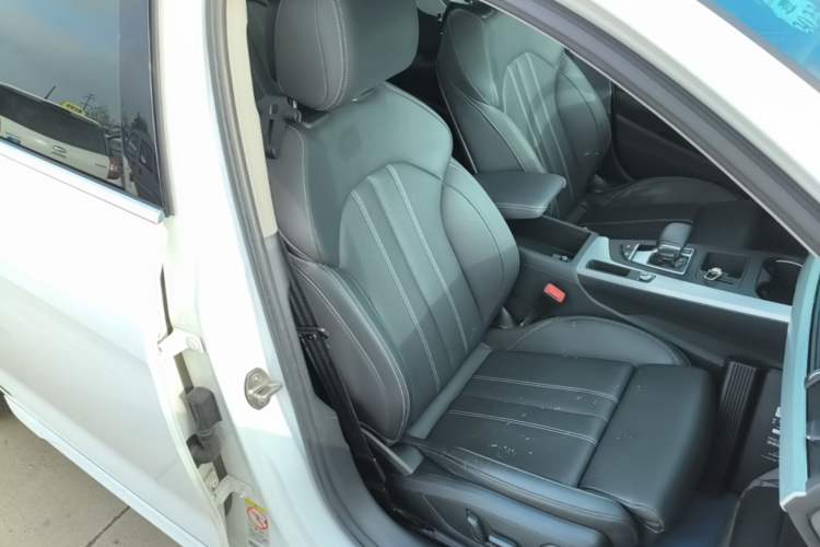 Used Audi A4L 2020 35 TFSI Fashion Dynamic Model Right Front Seat