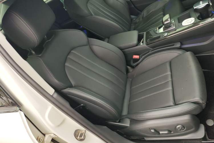 Used Audi A4L 2020 40 TFSI Fashion Dynamic Model Right Front Seat