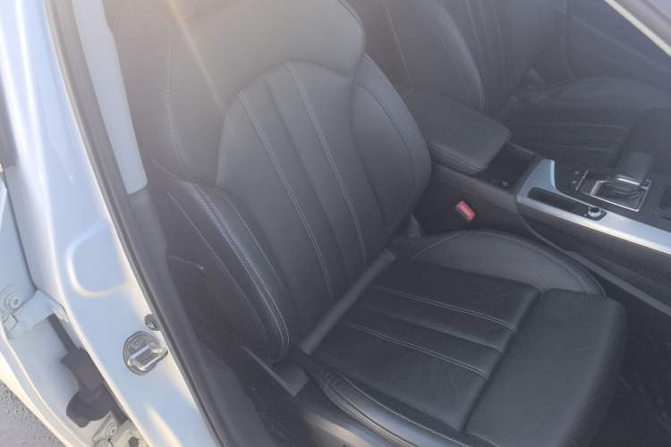 Used Audi A4L 2020 40 TFSI Fashion Dynamic Model Right Front Seat