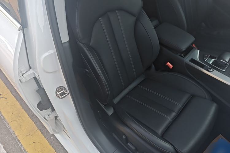 Used Audi A4L 2020 40 TFSI Fashion Dynamic Model Right Front Seat