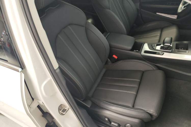 Used Audi A4L 2020 40 TFSI Fashion Dynamic Model Right Front Seat