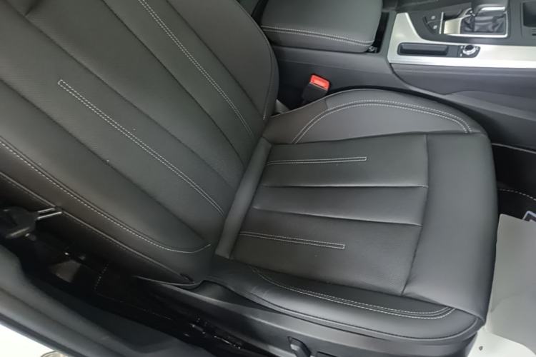 Used Audi A4L 2020 40 TFSI Luxury Prestige Edition Right Front Seat