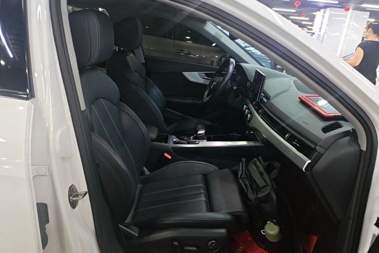 Used Audi A4L 2020 40 TFSI Fashion Dynamic Model Right Front Seat
