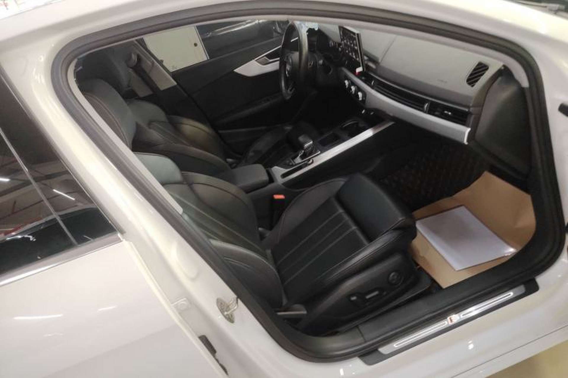 Used Audi A4L 2020 40 TFSI Fashion Dynamic Model Right Front Seat