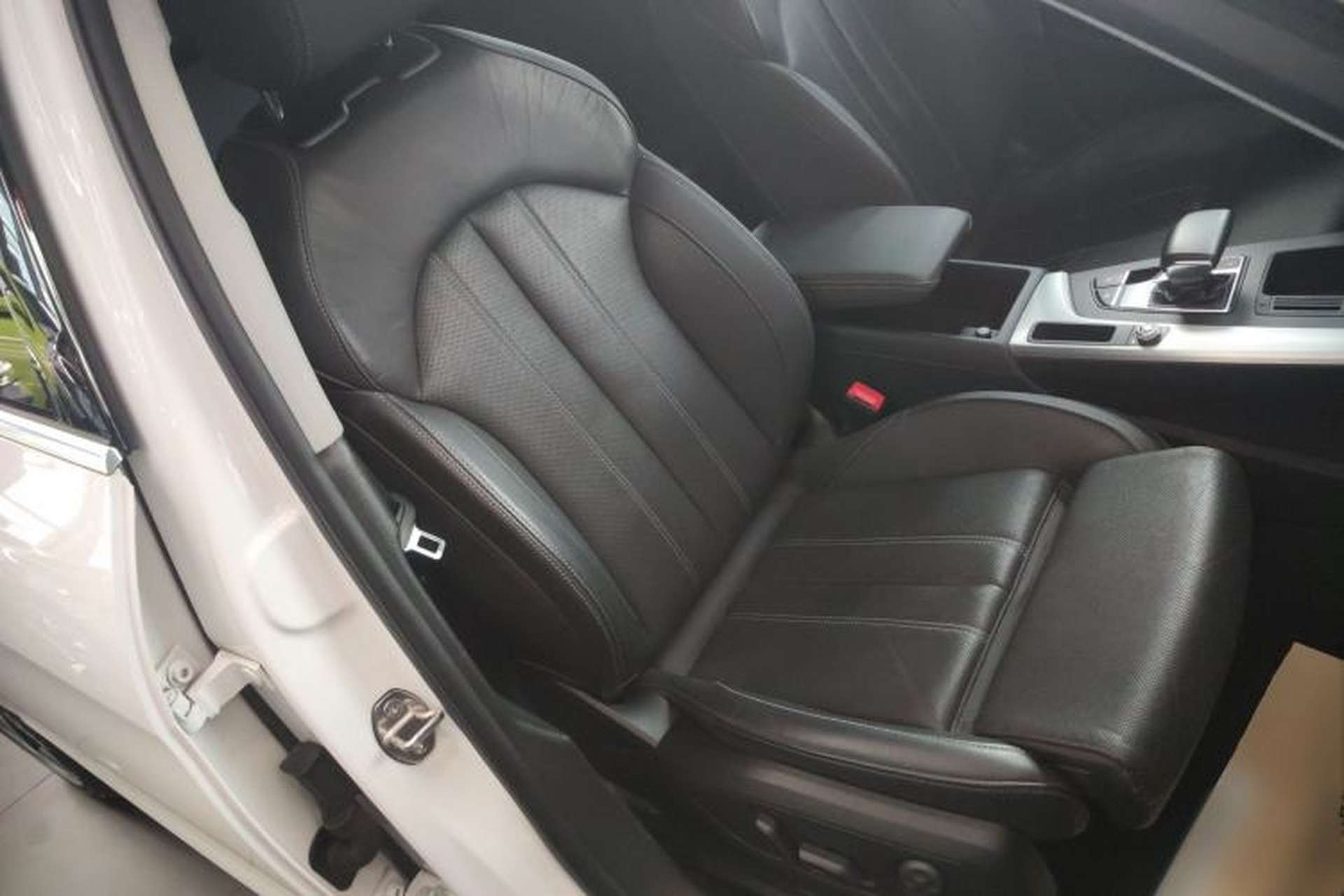 Used Audi A4L 2020 40 TFSI Fashion Dynamic Model Right Front Seat