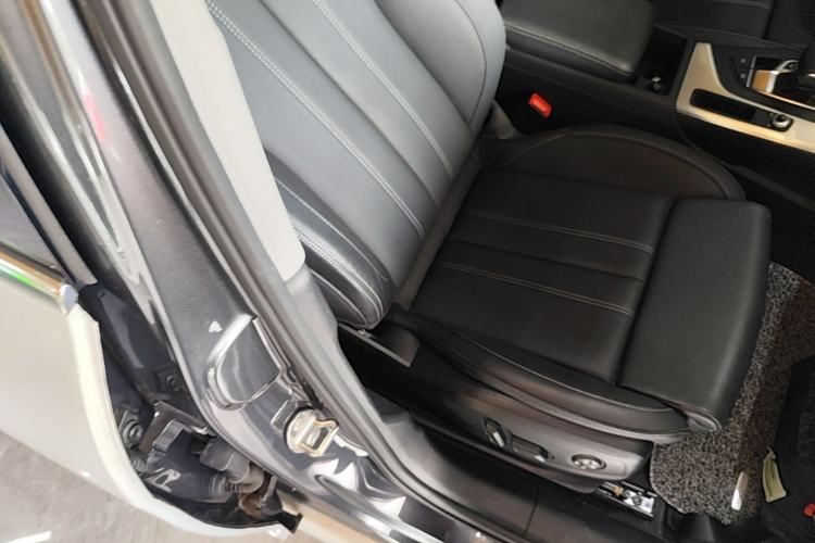 Used Audi A4L 2020 40 TFSI Fashion Dynamic Model Right Front Seat