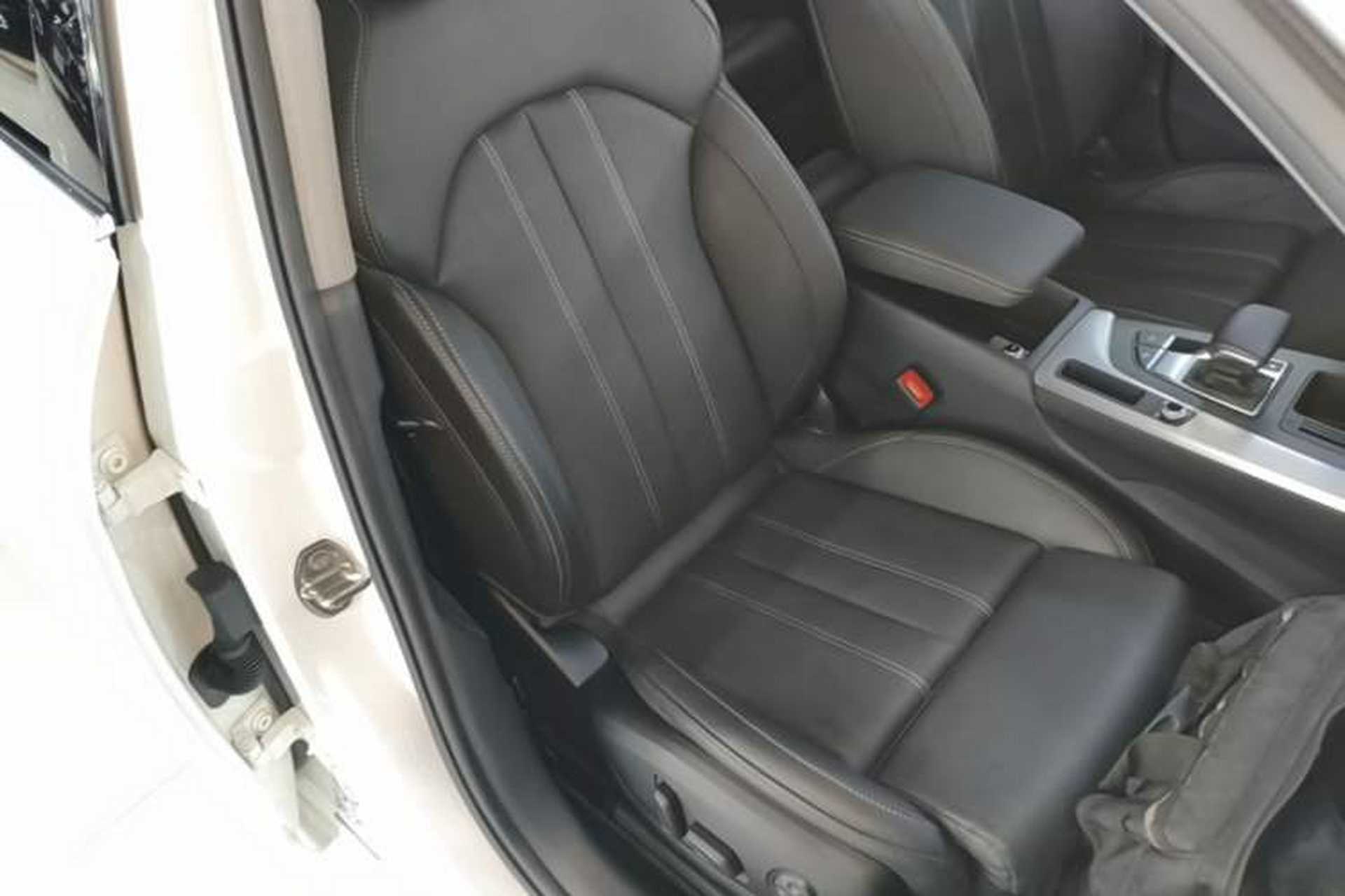 Used Audi A4L 2020 40 TFSI Luxury Dynamic Model Right Front Seat