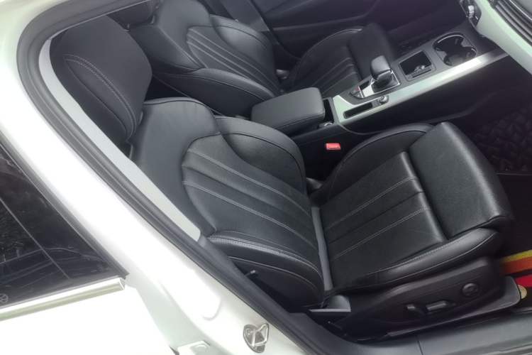 Used Audi A4L 2020 40 TFSI Fashion Dynamic Model Right Front Seat