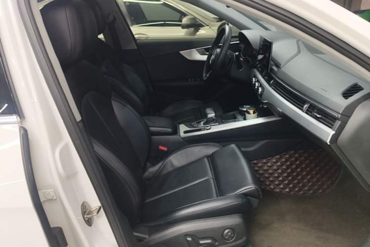 Used Audi A4L 2020 40 TFSI Fashion Dynamic Model Right Front Seat