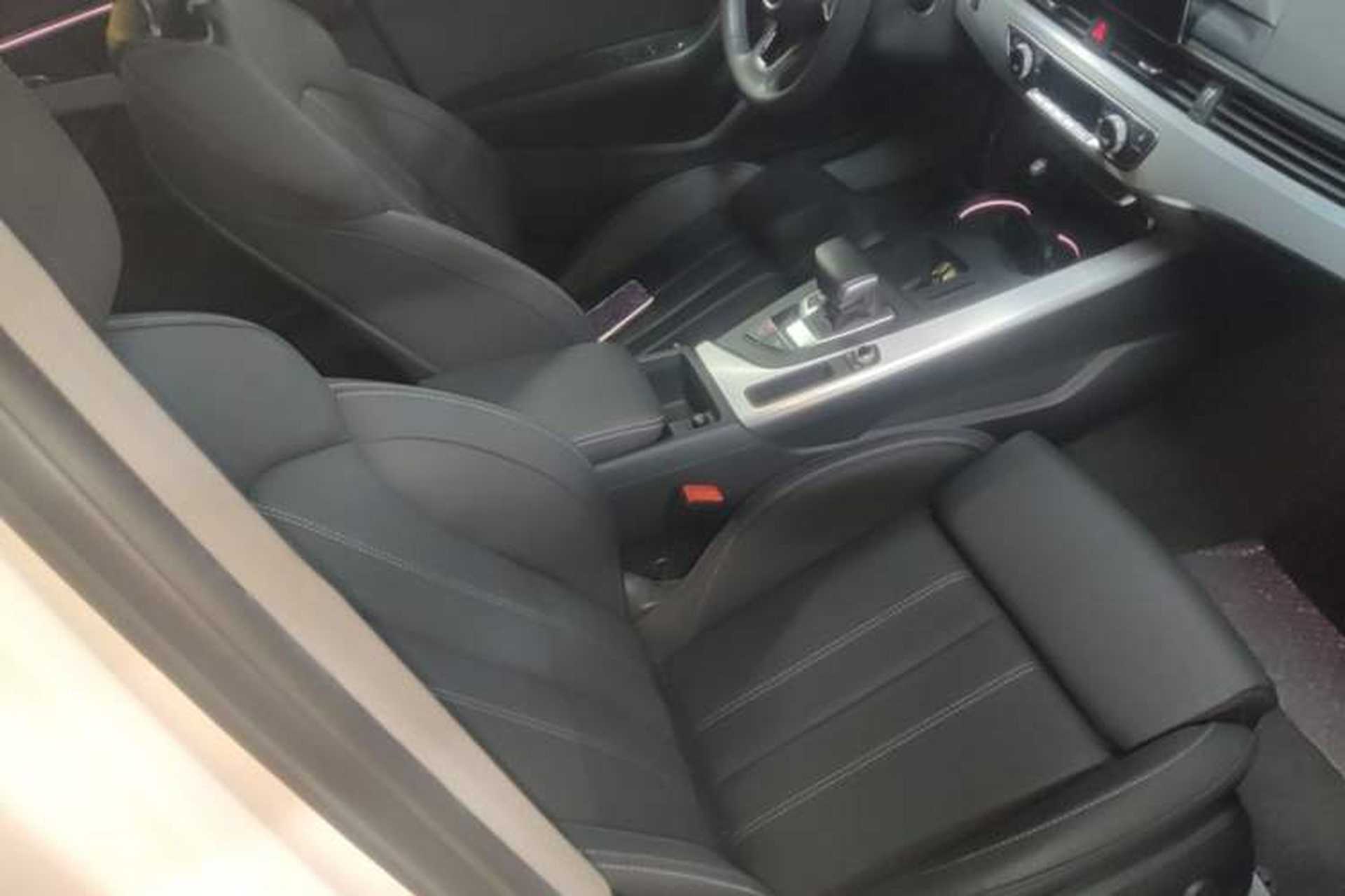 Used Audi A4L 2020 40 TFSI Luxury Dynamic Model Right Front Seat