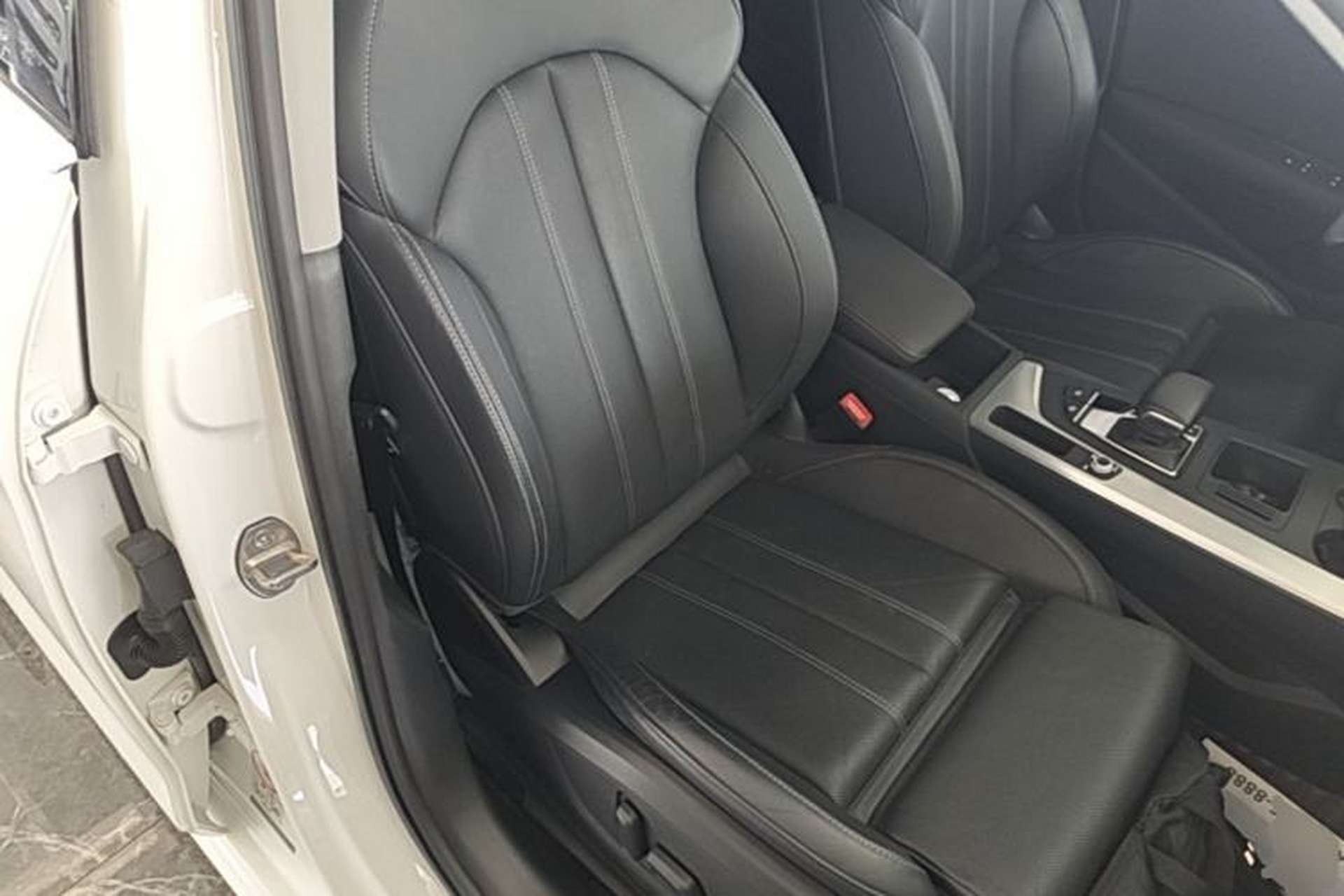 Used Audi A4L 2020 40 TFSI Fashion Dynamic Model Right Front Seat