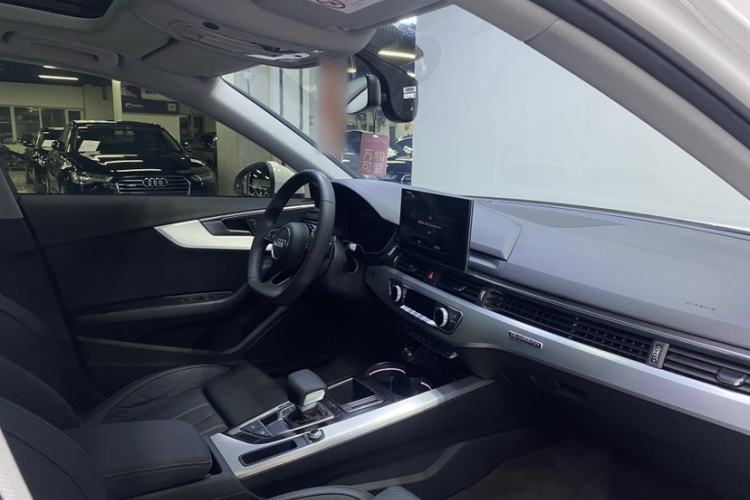 Used Audi A4L 2020 40 TFSI quattro Luxury Dynamic Model Right Front Seat