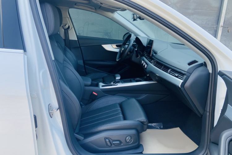 Used Audi A4L 2020 40 TFSI Fashion Dynamic Model Right Front Seat