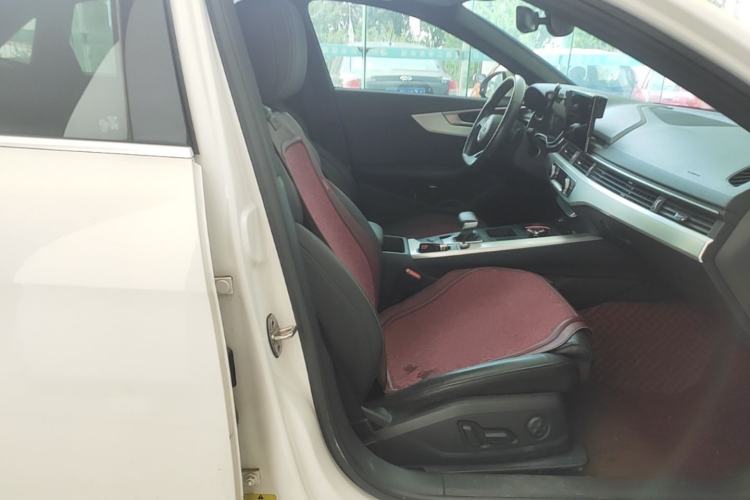 Used Audi A4L 2020 40 TFSI Luxury Dynamic Model Right Front Seat