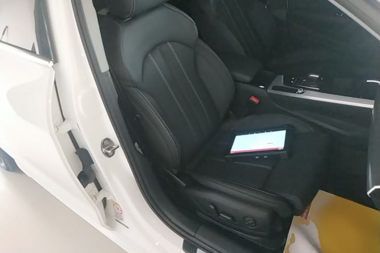 Used Audi A4L 2020 40 TFSI Fashion Dynamic Model Right Front Seat