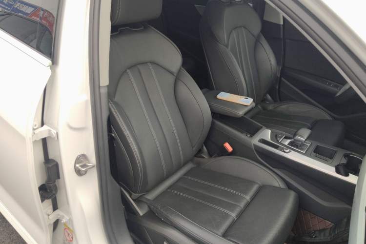Used Audi A4L 2020 40 TFSI Fashion Dynamic Model Right Front Seat