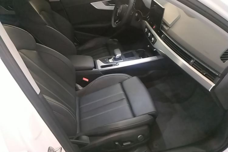 Used Audi A4L 2020 40 TFSI Fashion Dynamic Model Right Front Seat
