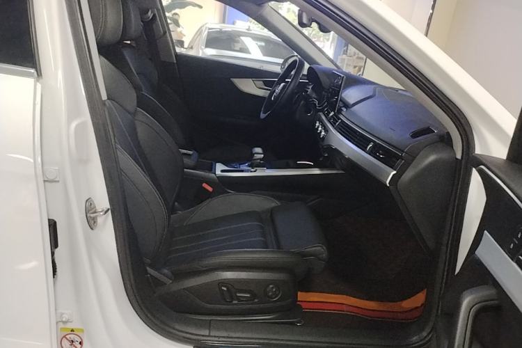 Used Audi A4L 2020 40 TFSI Fashion Dynamic Model Right Front Seat