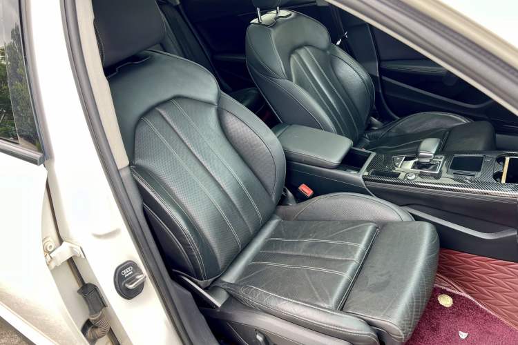 Used Audi A4L 2020 40 TFSI Fashion Dynamic Model Right Front Seat