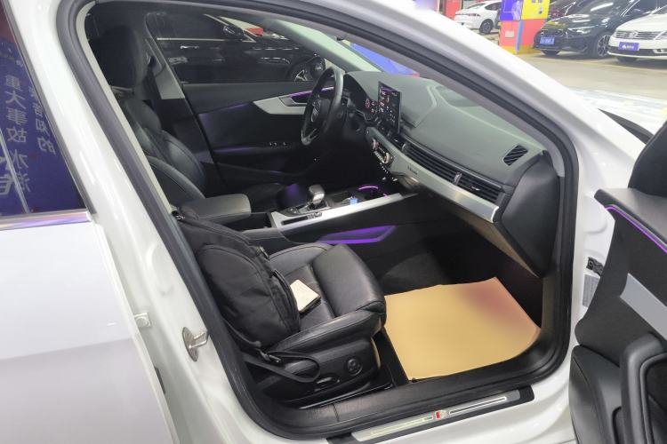 Used Audi A4L 2020 40 TFSI quattro Luxury Dynamic Model Right Front Seat