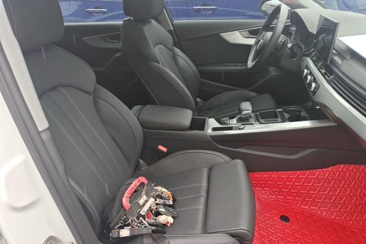 Used Audi A4L 2020 40 TFSI Fashion Dynamic Model Right Front Seat