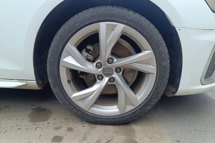 Used Audi A4L 2020 40 TFSI Fashion Dynamic Model Right Front Wheel Hub
