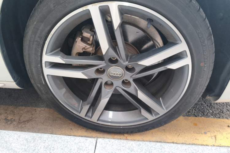 Used Audi A4L 2020 40 TFSI Fashion Dynamic Model Right Front Wheel Hub