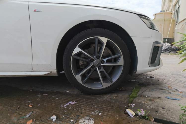 Used Audi A4L 2020 40 TFSI Fashion Dynamic Model Right Front Wheel Hub