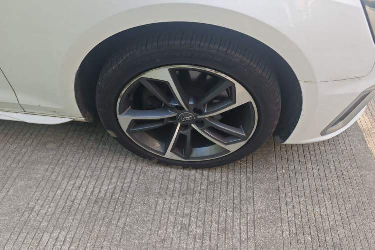 Used Audi A4L 2020 40 TFSI Fashion Dynamic Model Right Front Wheel Hub