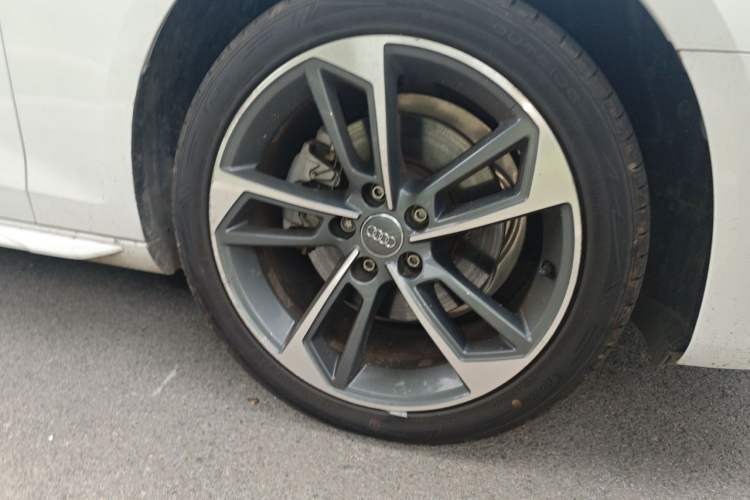 Used Audi A4L 2020 40 TFSI Fashion Dynamic Model Right Front Wheel Hub