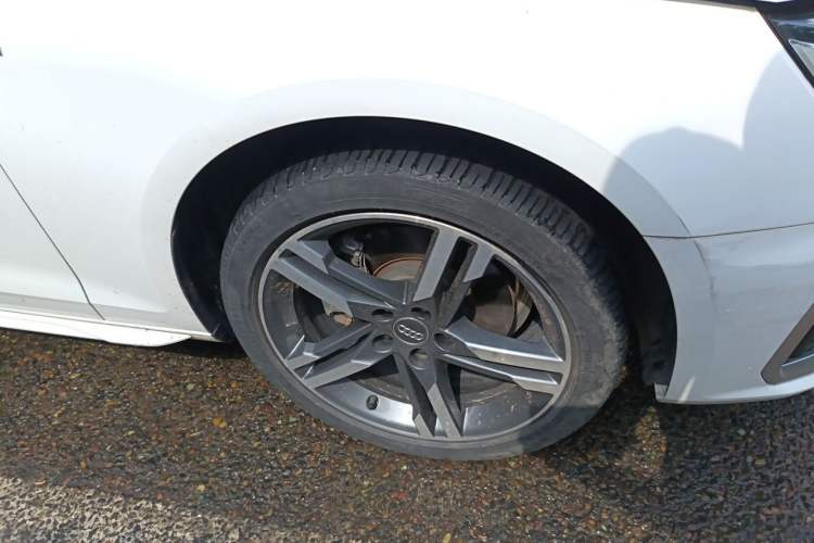 Used Audi A4L 2020 40 TFSI Fashion Dynamic Model Right Front Wheel Hub