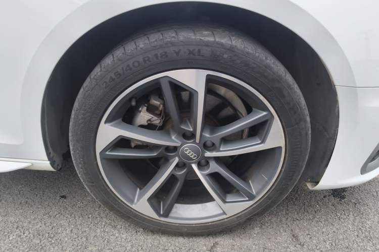 Used Audi A4L 2020 40 TFSI Fashion Dynamic Model Right Front Wheel Hub