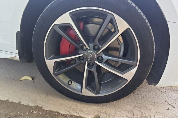 Used Audi A4L 2020 40 TFSI Fashion Dynamic Model Right Front Wheel Hub