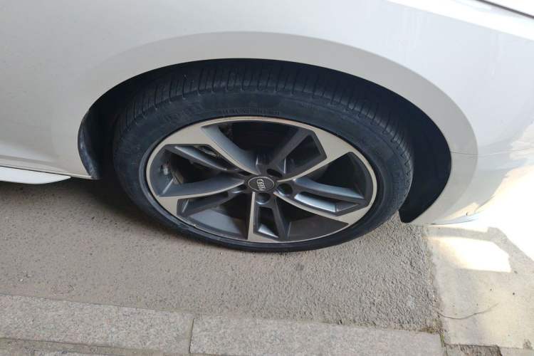 Used Audi A4L 2020 40 TFSI Fashion Dynamic Model Right Front Wheel Hub