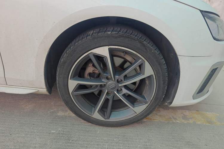 Used Audi A4L 2020 40 TFSI Fashion Dynamic Model Right Front Wheel Hub