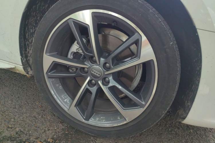 Used Audi A4L 2020 40 TFSI Fashion Dynamic Model Right Front Wheel Hub
