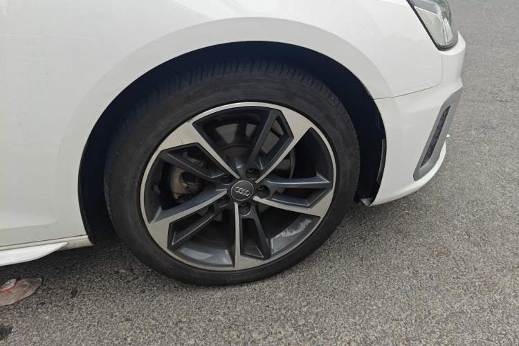 Used Audi A4L 2020 40 TFSI Fashion Dynamic Model Right Front Wheel Hub