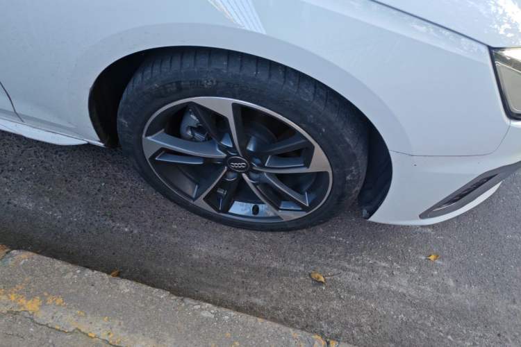 Used Audi A4L 2020 40 TFSI Fashion Dynamic Model Right Front Wheel Hub